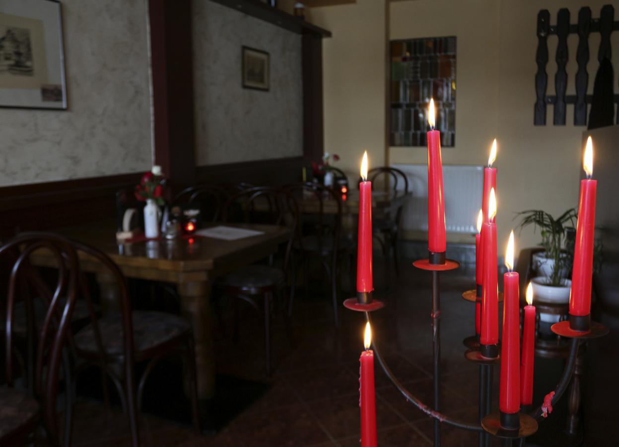 Gasthaus & Pension "Zur Rose" Weimar  Extérieur photo