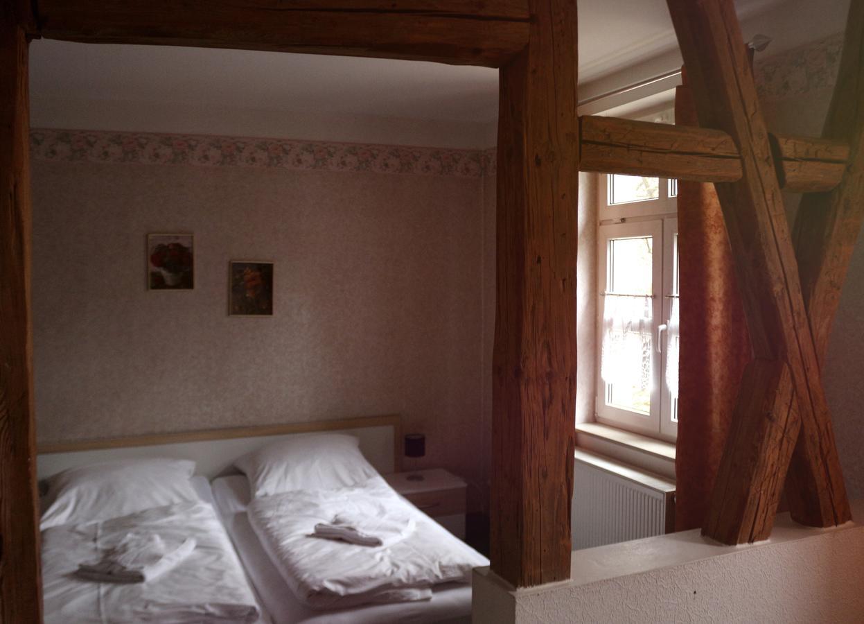 Gasthaus & Pension "Zur Rose" Weimar  Extérieur photo